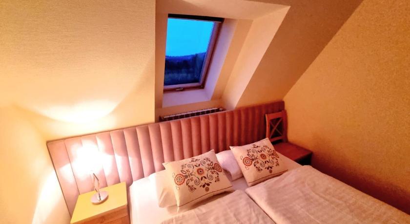 Bed & Breakfast Regina Ii & *