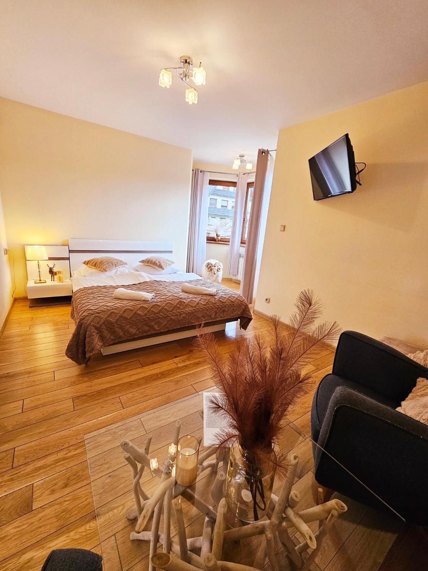 Regina Ii & Bed & Breakfast *